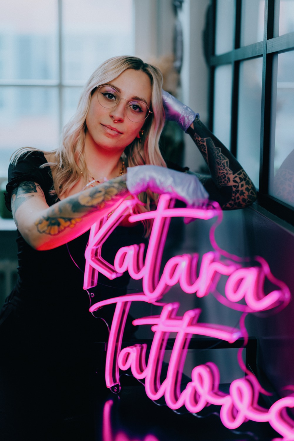 Vanessa, Gründerin des Katara Tattoostudios